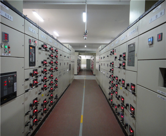 蘇州市中(zhōng)醫(yī)院（10KV8000KVA變電(diàn)所安(ān)裝(zhuāng)工(gōng)程）